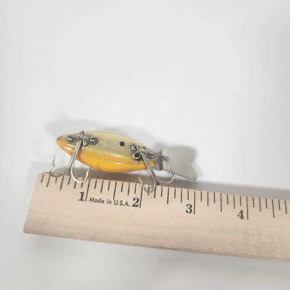 Vintage Creek King Side Shaft Crankbait Fishing Lure Yellow Gold Scale 2.25